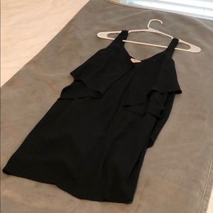 ~like new~ black layered flowy dress!